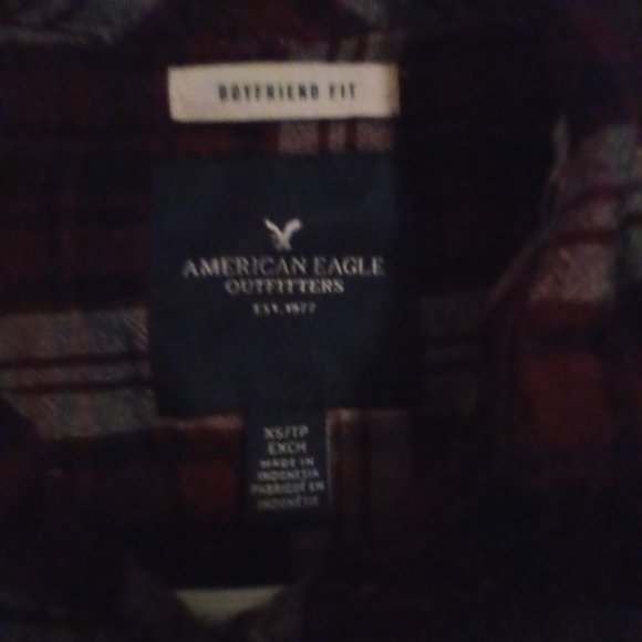 American Eagle Outfitters - Picture 3 of 3